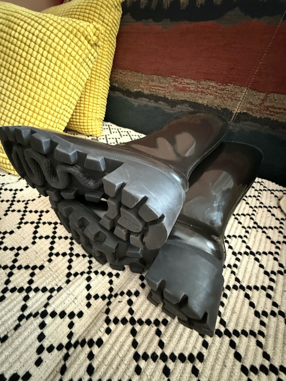 Gucci Black Glossy Tall Rain Boots with Gold Horsebit - Picture 6 of 9
